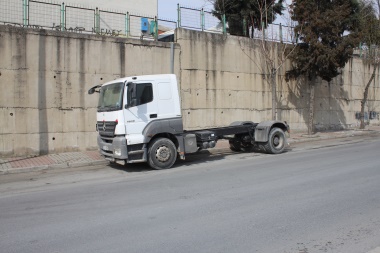 Mercedes-Benz Axor 1836 LS 4x2 Kamyon